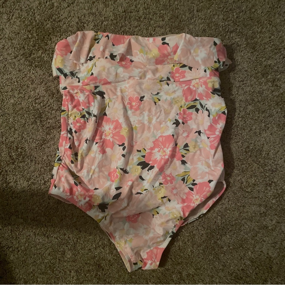 isabel maternity bathing suit. size xl
